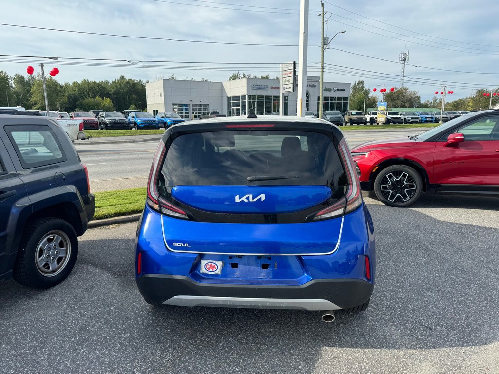 2023 Kia SoulEX in Sturgeon Falls, Ontario - 4 - w1024h768px