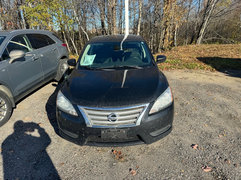 Nissan SentraFE+ S  2015 à Sturgeon Falls, Ontario - 5 - w1024h768px