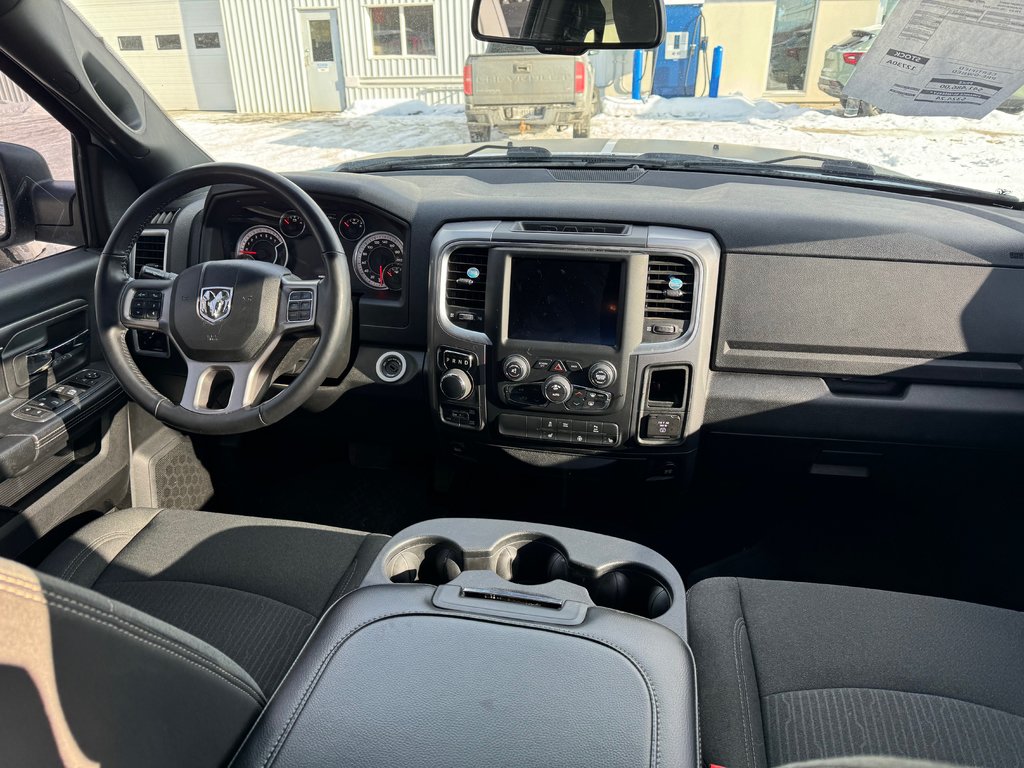 2023 Ram 1500 CLASSICBase in Sturgeon Falls, Ontario - 8 - w1024h768px