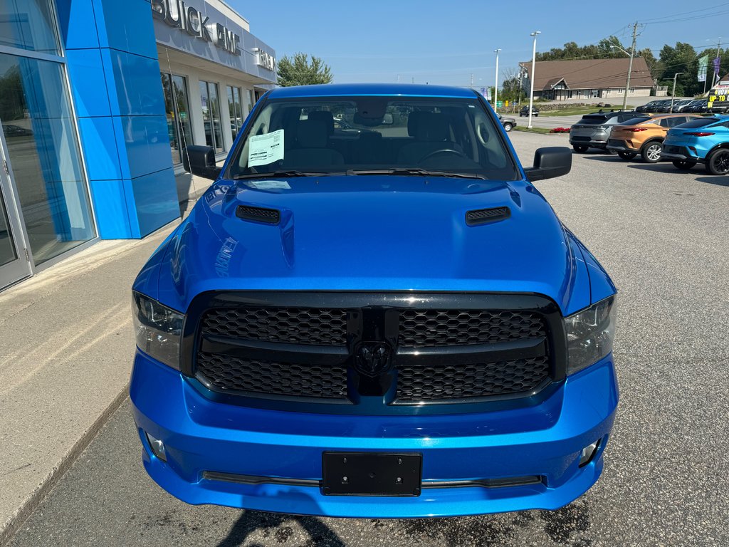 Ram 1500 ClassicTradesman  2022 à Sturgeon Falls, Ontario - 8 - w1024h768px
