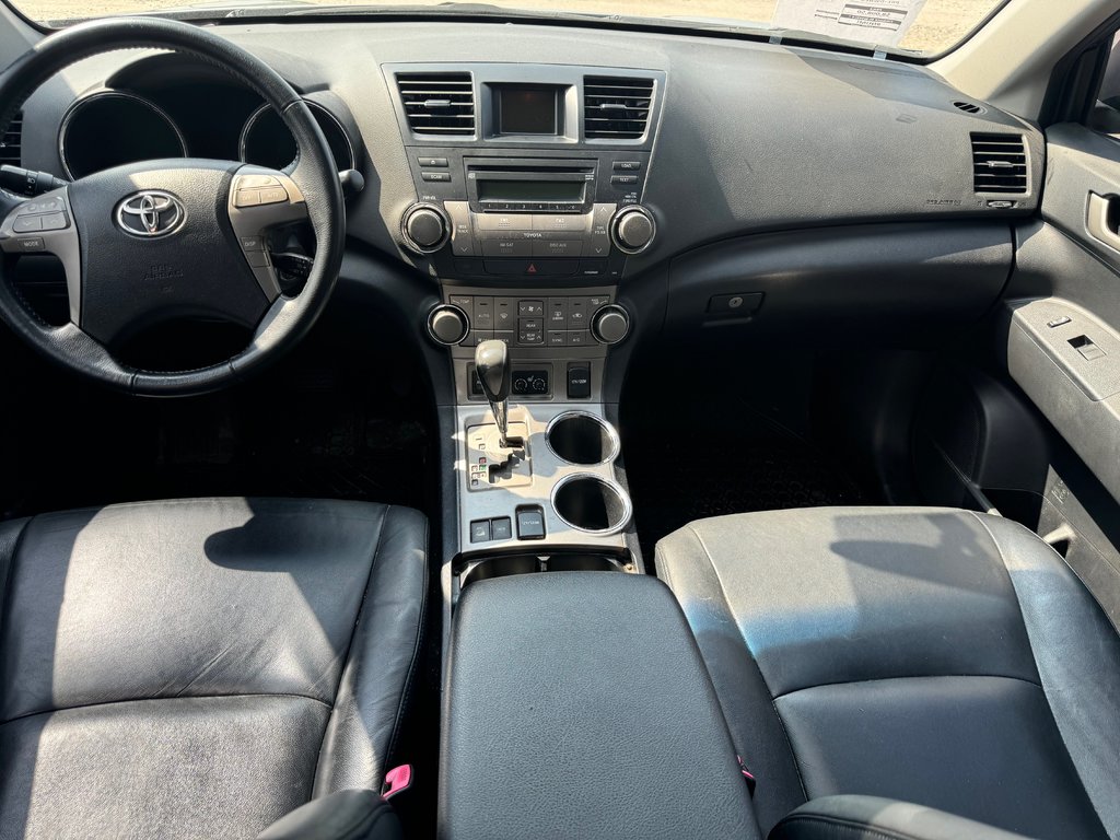 Toyota HIGHLANDER SPORT  2008 à Sturgeon Falls, Ontario - 8 - w1024h768px