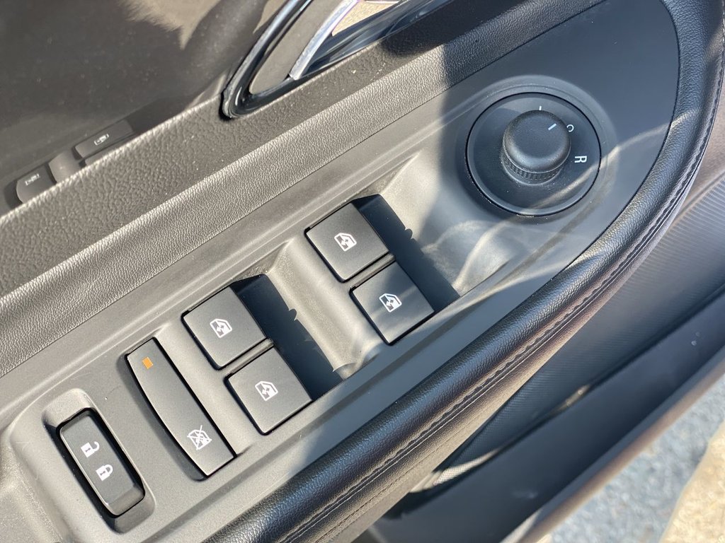 2017 Buick Encore Preferred in Alliston, Ontario - 13 - w1024h768px