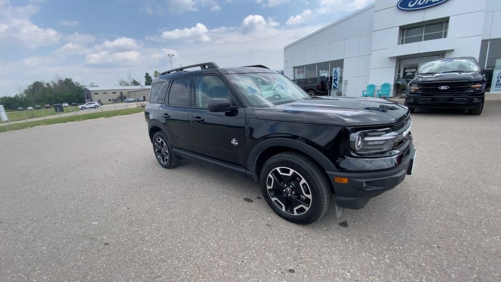 2023 Ford BRONCO SPORT Outer Banks in Alliston, Ontario - 2 - w1024h768px