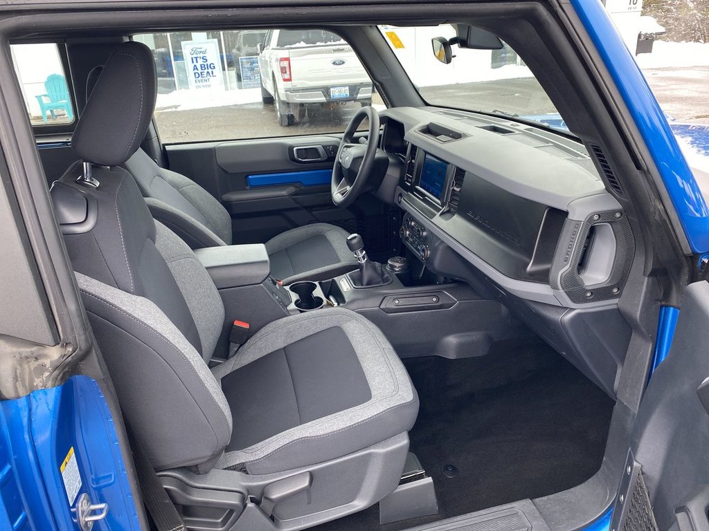 2022 Ford Bronco Base in Alliston, Ontario - 23 - w1024h768px