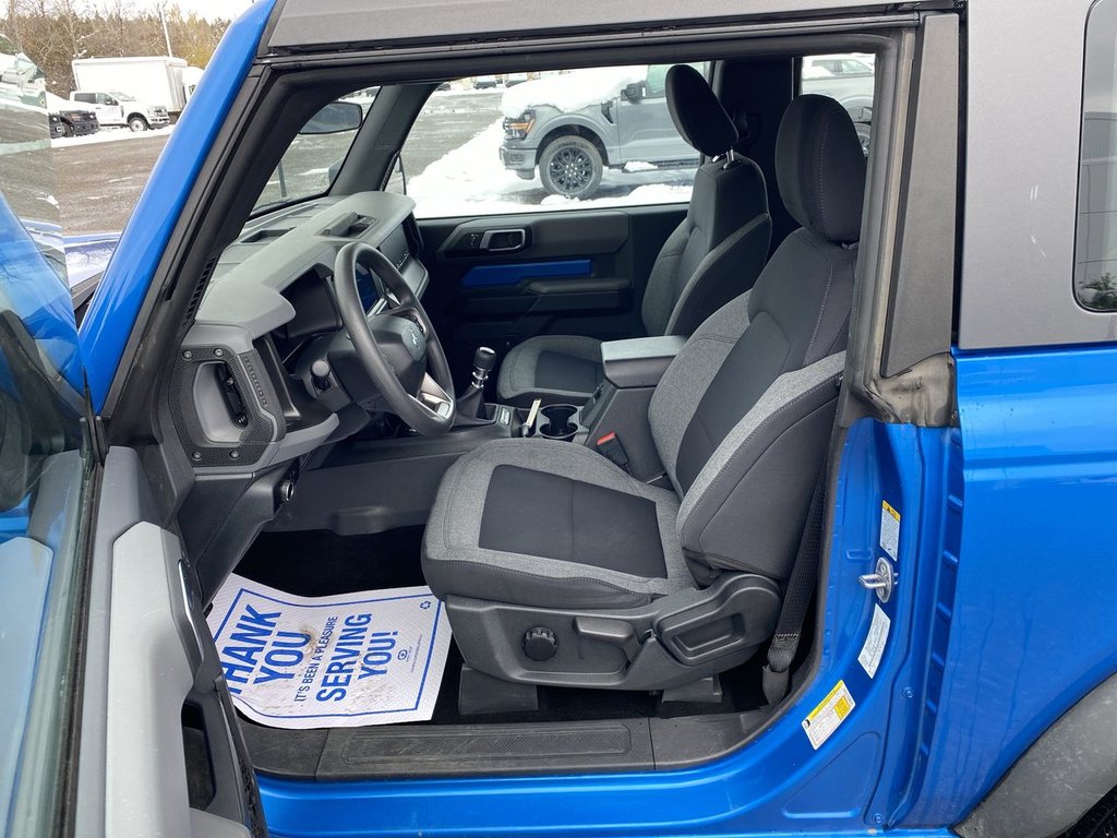 2022 Ford Bronco Base in Alliston, Ontario - 11 - w1024h768px
