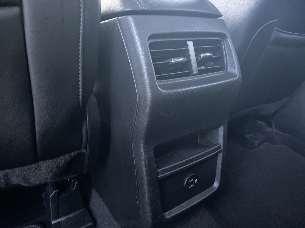 2022 Ford Edge SEL in Alliston, Ontario - 21 - w1024h768px