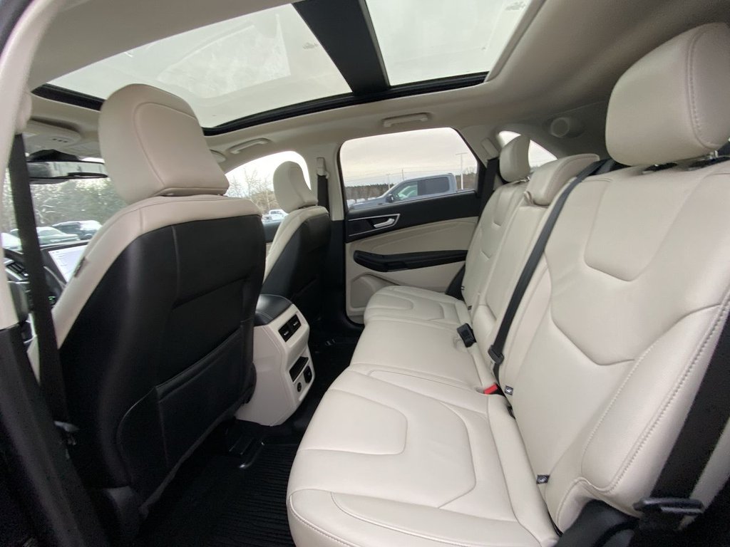 2022 Ford Edge Titanium in Alliston, Ontario - 23 - w1024h768px