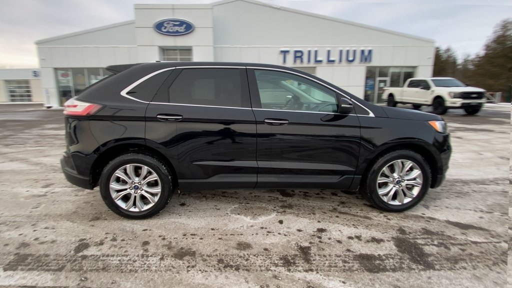 2022 Ford Edge Titanium in Alliston, Ontario - 9 - w1024h768px