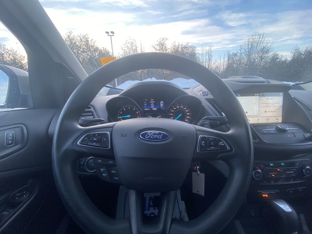 2017 Ford Escape SE in Alliston, Ontario - 14 - w1024h768px