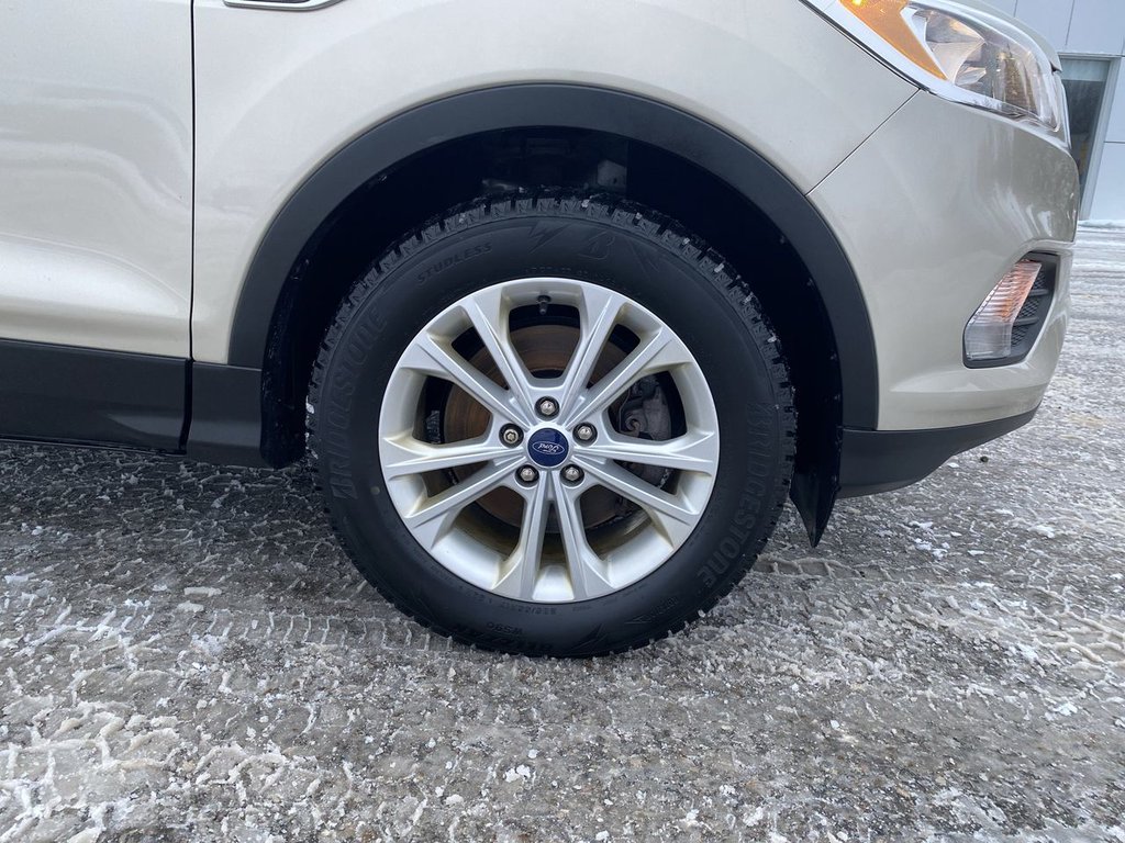Ford Escape SE 2018 à Alliston, Ontario - 10 - w1024h768px