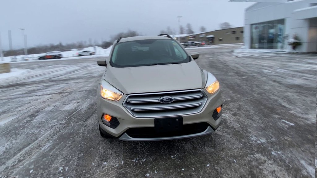Ford Escape SE 2018 à Alliston, Ontario - 3 - w1024h768px