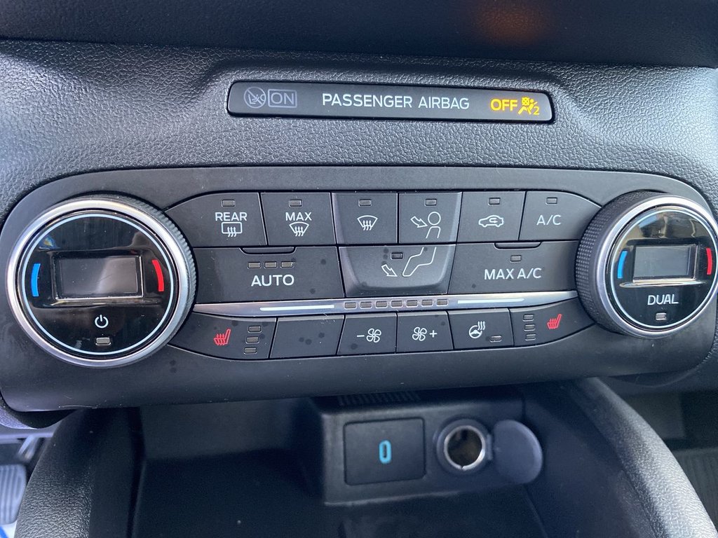 Ford Escape Titanium Hybrid 2020 à Alliston, Ontario - 19 - w1024h768px