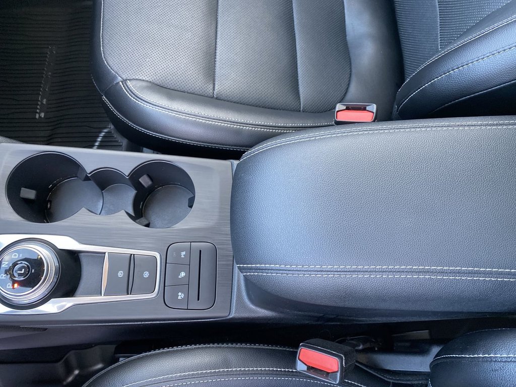 Ford Escape Titanium Hybrid 2020 à Alliston, Ontario - 21 - w1024h768px