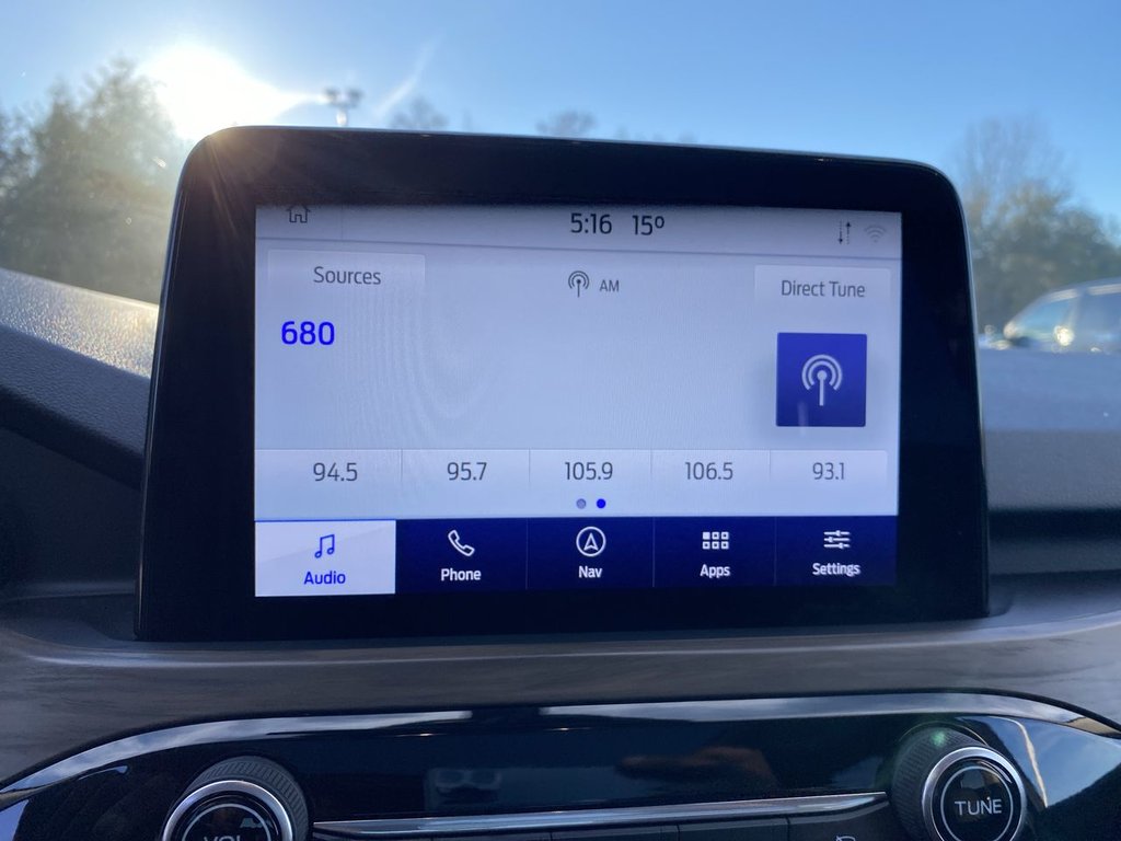 2020 Ford Escape Titanium Hybrid in Alliston, Ontario - 16 - w1024h768px