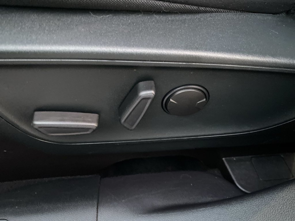 2022 Ford Escape SEL in Alliston, Ontario - 12 - w1024h768px