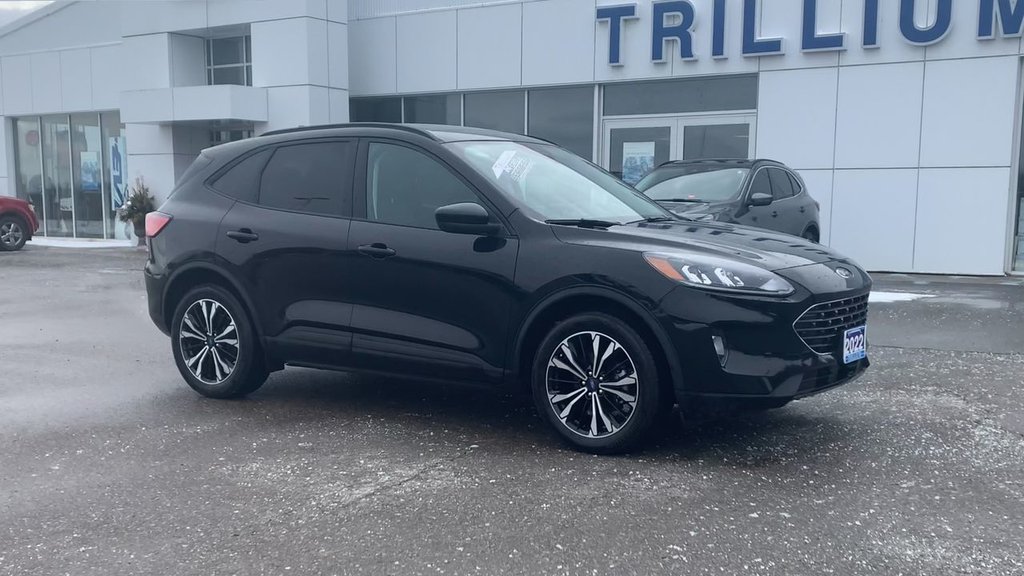 Ford Escape SEL 2022 à Alliston, Ontario - 2 - w1024h768px