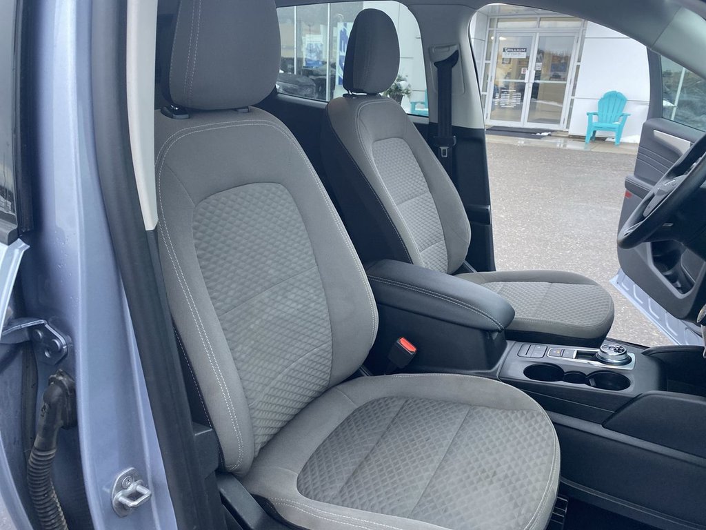 2022 Ford Escape SE in Alliston, Ontario - 24 - w1024h768px