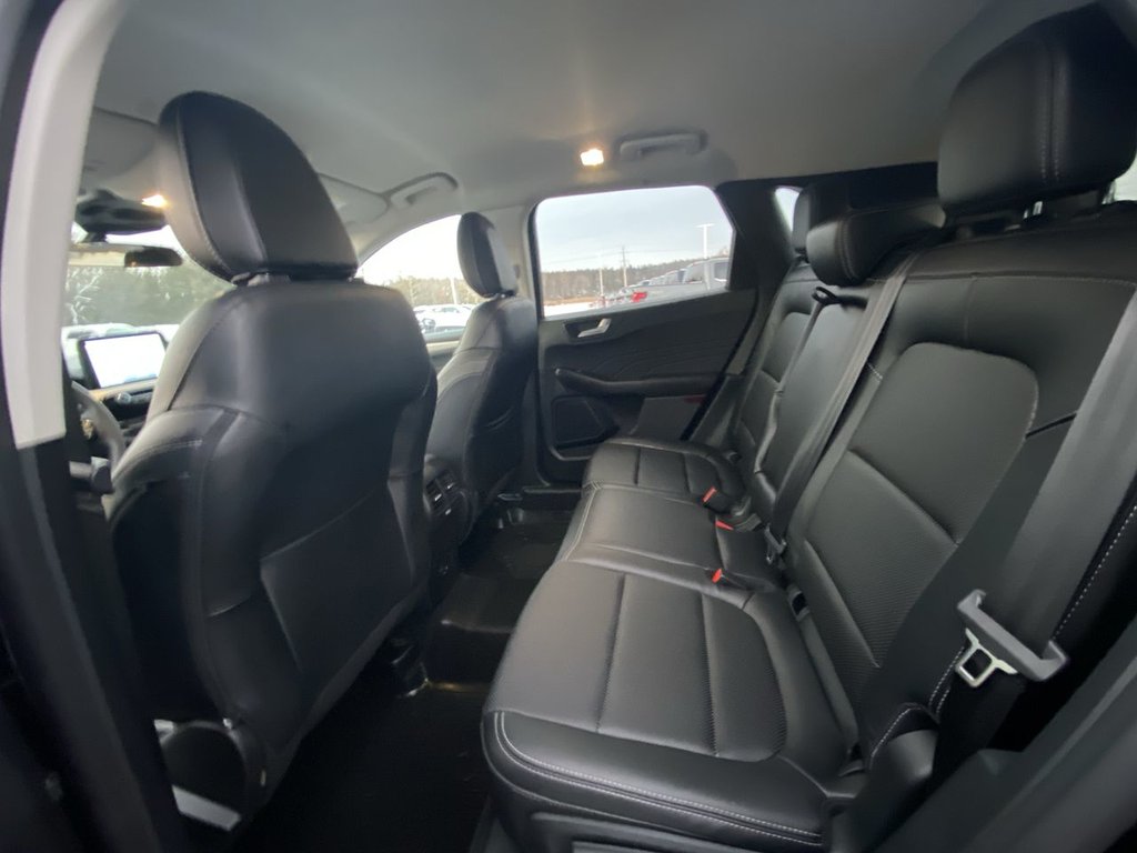 2022 Ford Escape SEL in Alliston, Ontario - 22 - w1024h768px