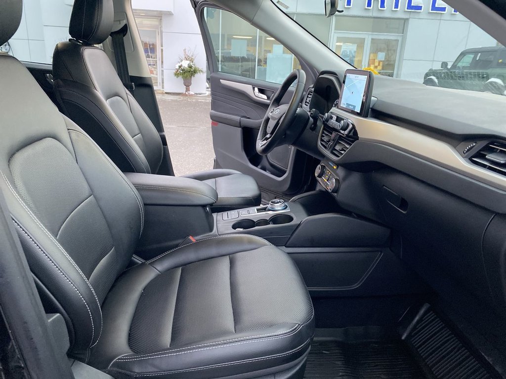 2022 Ford Escape SEL in Alliston, Ontario - 24 - w1024h768px