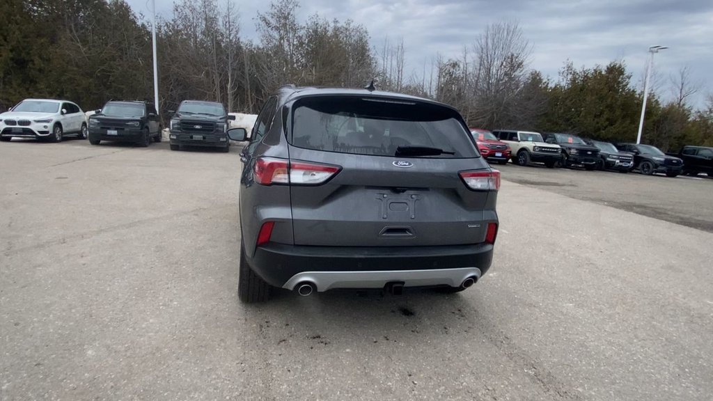 2022 Ford Escape Titanium Hybrid in Alliston, Ontario - 7 - w1024h768px