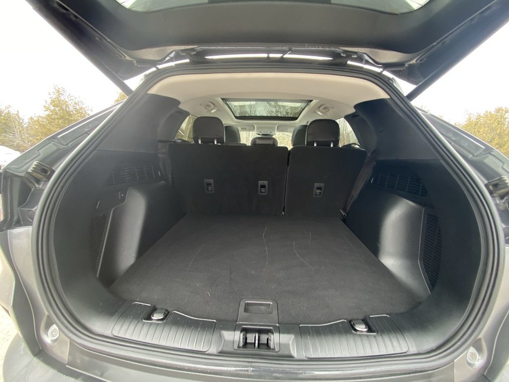2022 Ford Escape Titanium Hybrid in Alliston, Ontario - 24 - w1024h768px