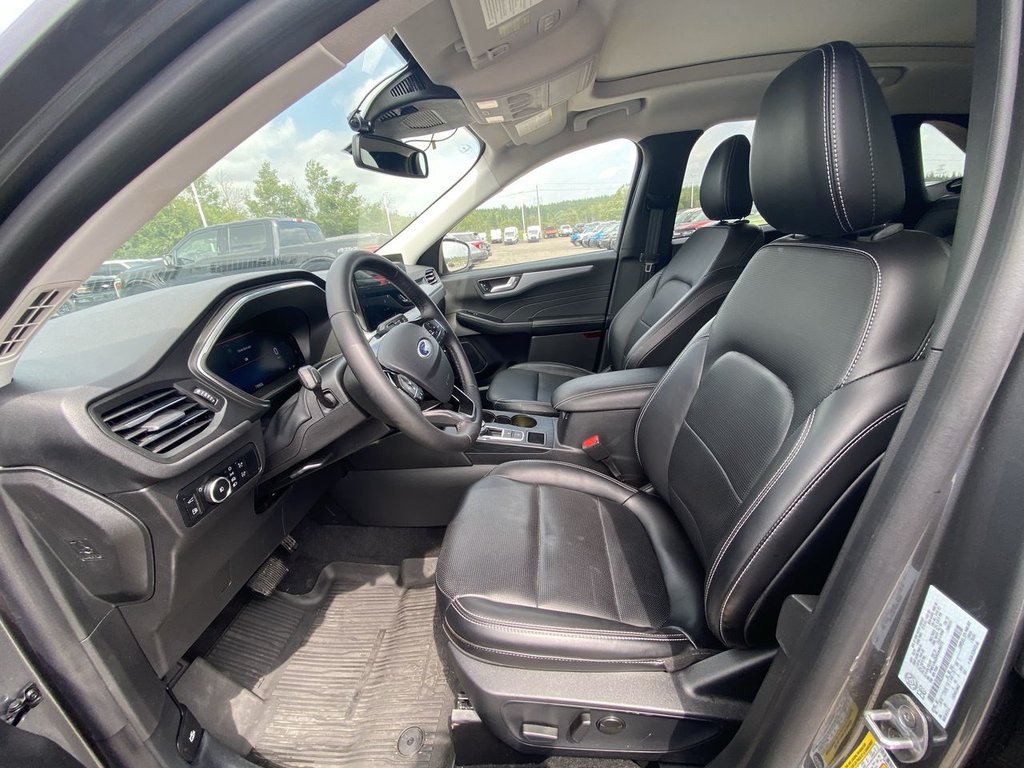 Ford Escape Platinum 2024 à Alliston, Ontario - 11 - w1024h768px