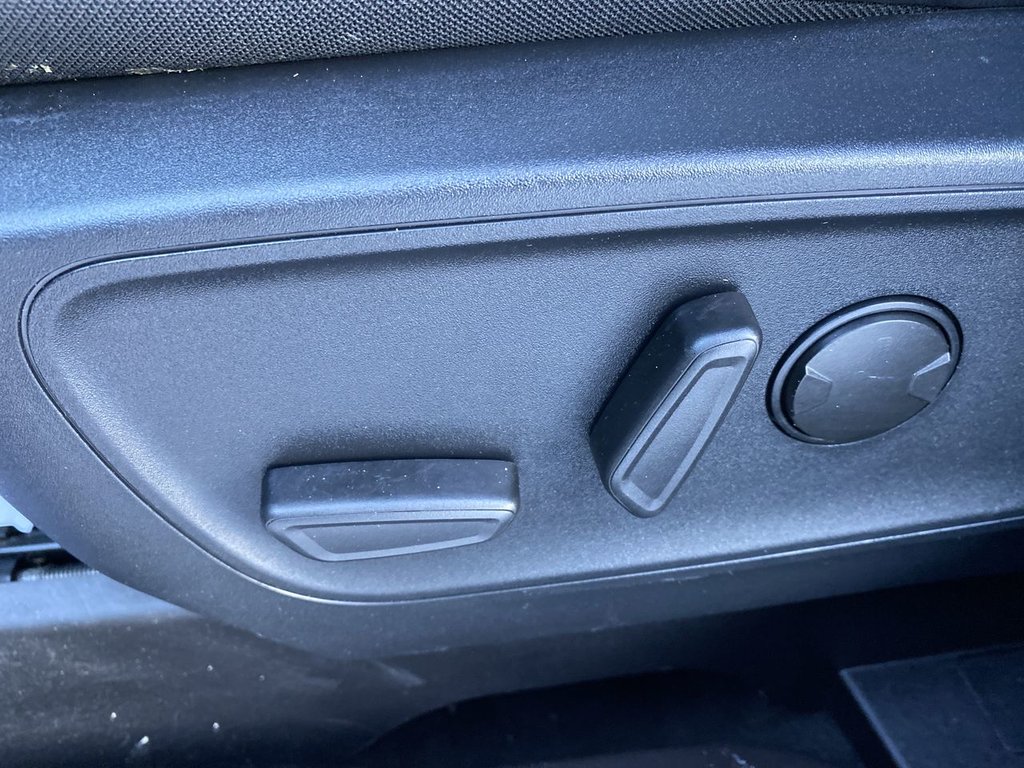 2024 Ford Escape ST-Line in Alliston, Ontario - 12 - w1024h768px