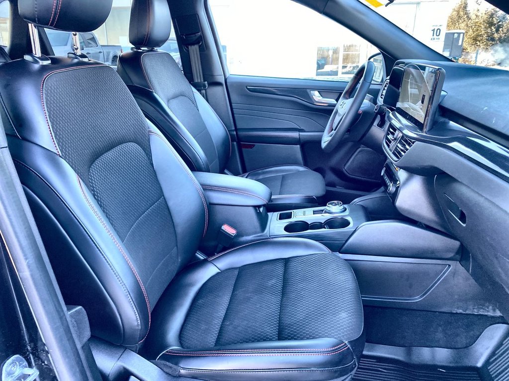 2024 Ford Escape ST-Line in Alliston, Ontario - 24 - w1024h768px