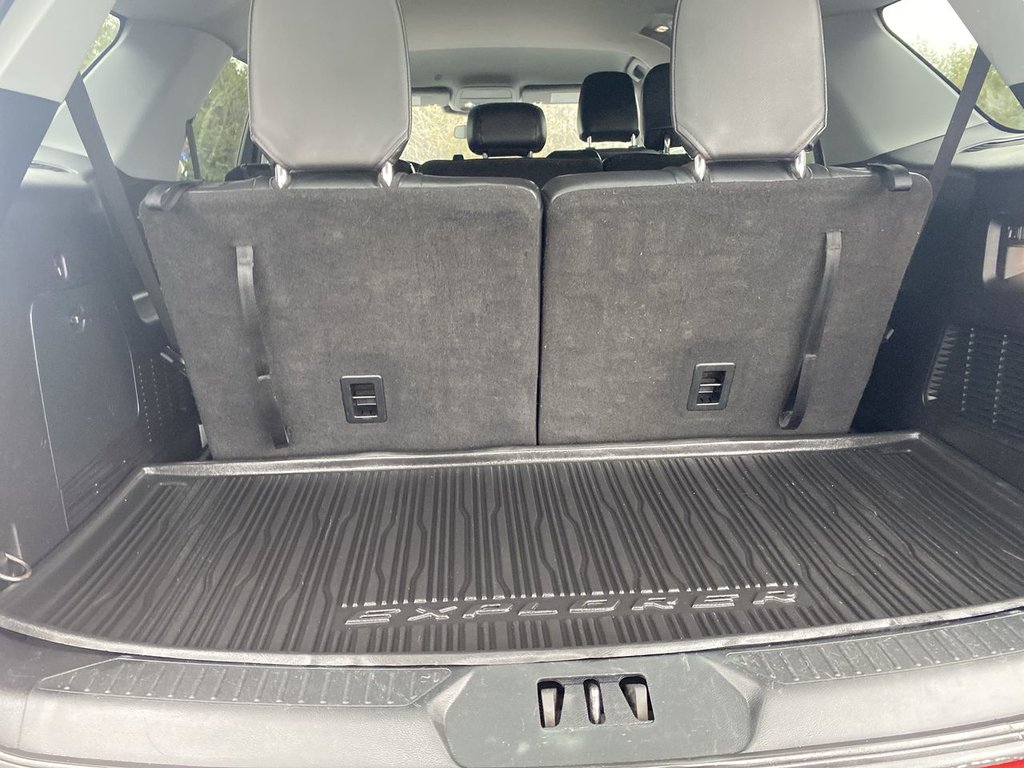 2020 Ford Explorer XLT in Alliston, Ontario - 24 - w1024h768px