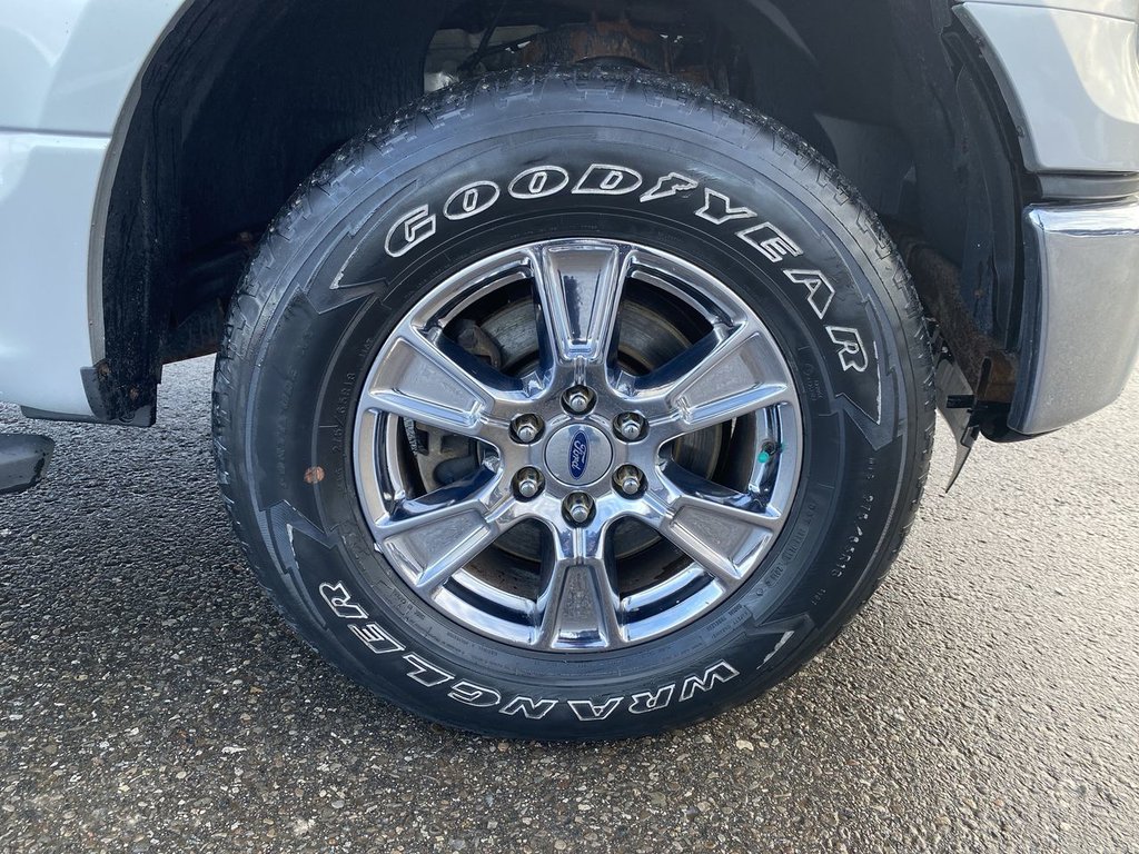 2016 Ford F-150 XLT in Alliston, Ontario - 10 - w1024h768px