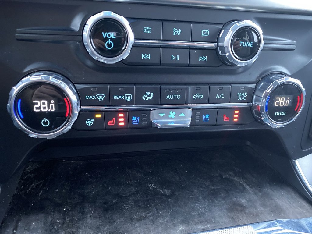 2021 Ford F-150 LARIAT in Alliston, Ontario - 19 - w1024h768px