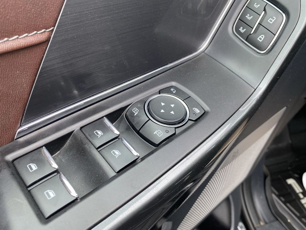 2022 Ford F-150 LARIAT in Alliston, Ontario - 13 - w1024h768px