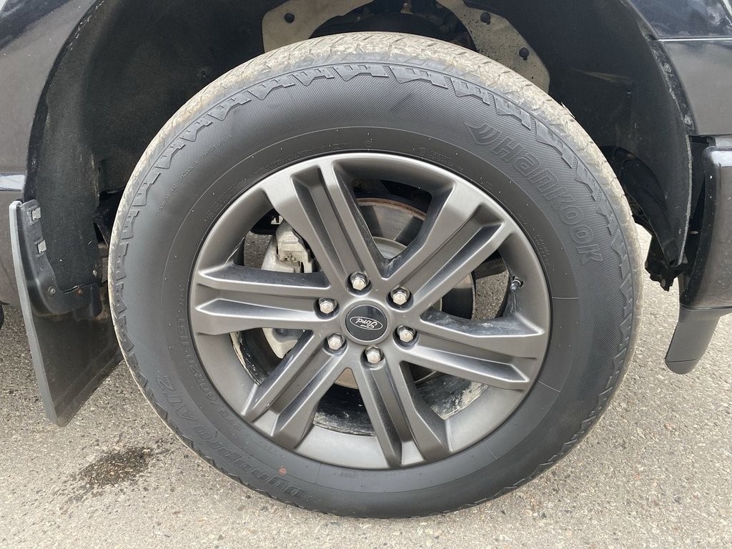 2022 Ford F-150 LARIAT in Alliston, Ontario - 10 - w1024h768px