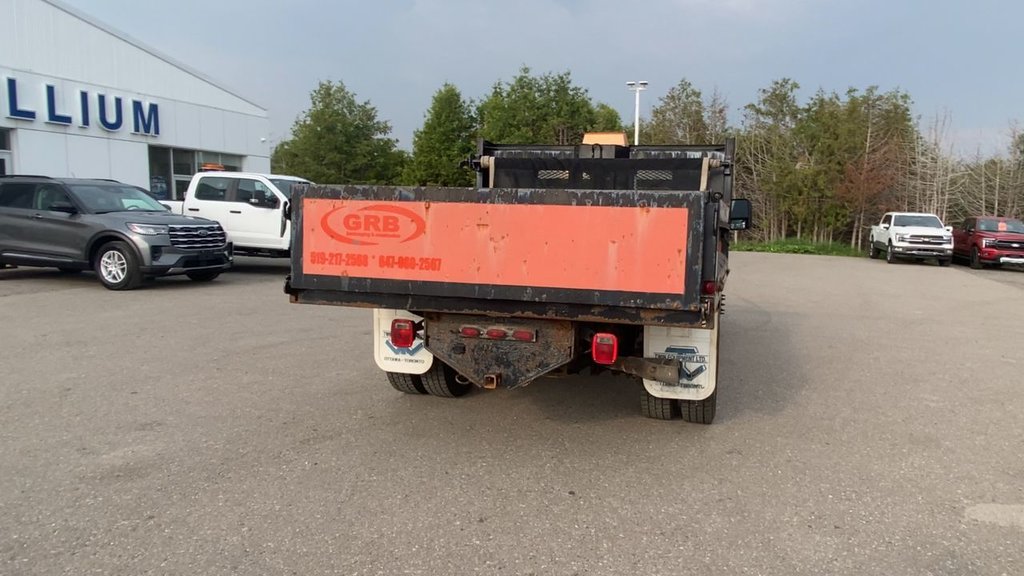 Ford F-450 Super Duty Chassis XL Regular Cab 165 RWD 2008 à Alliston, Ontario - 8 - w1024h768px