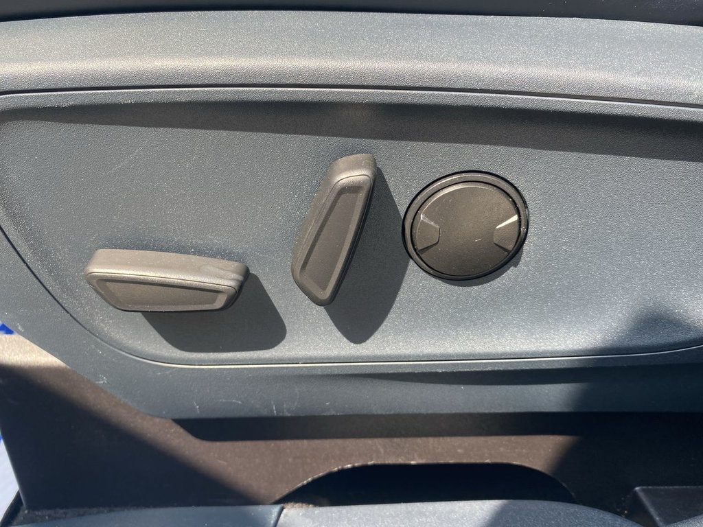 2022 Ford Maverick LARIAT in Alliston, Ontario - 12 - w1024h768px
