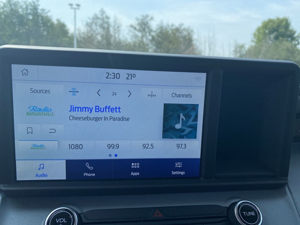 2022 Ford Maverick LARIAT in Alliston, Ontario - 16 - w1024h768px