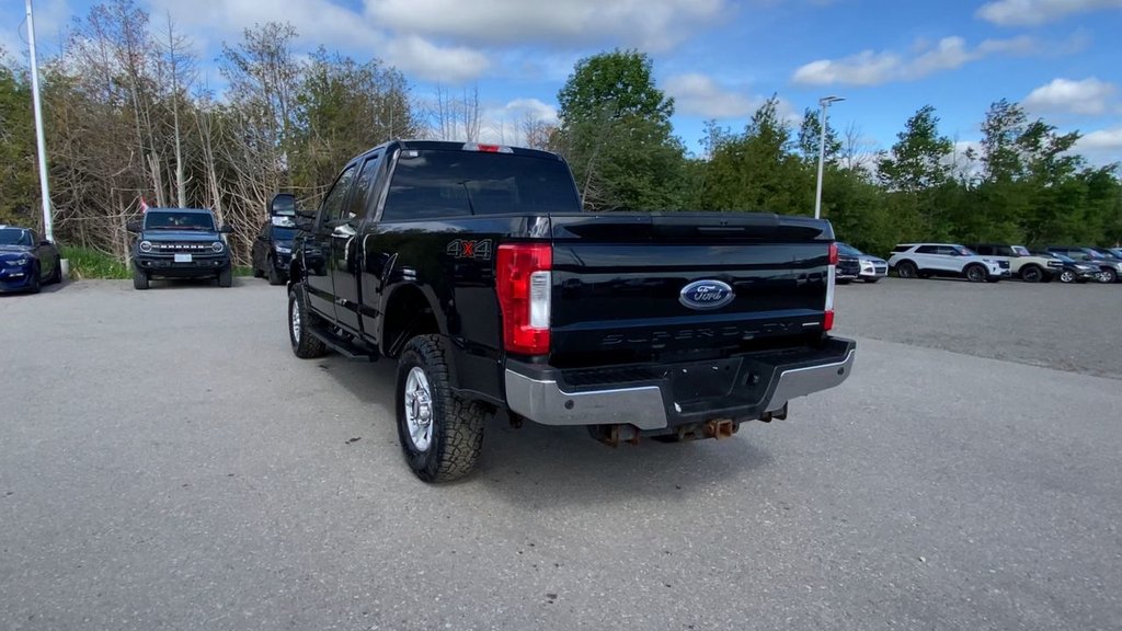 Ford Super Duty F-250 SRW XLT 2017 à Alliston, Ontario - 7 - w1024h768px