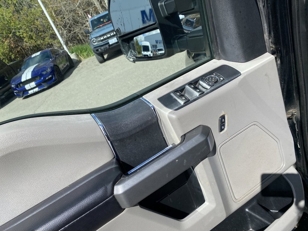 Ford Super Duty F-250 SRW XLT 2017 à Alliston, Ontario - 13 - w1024h768px
