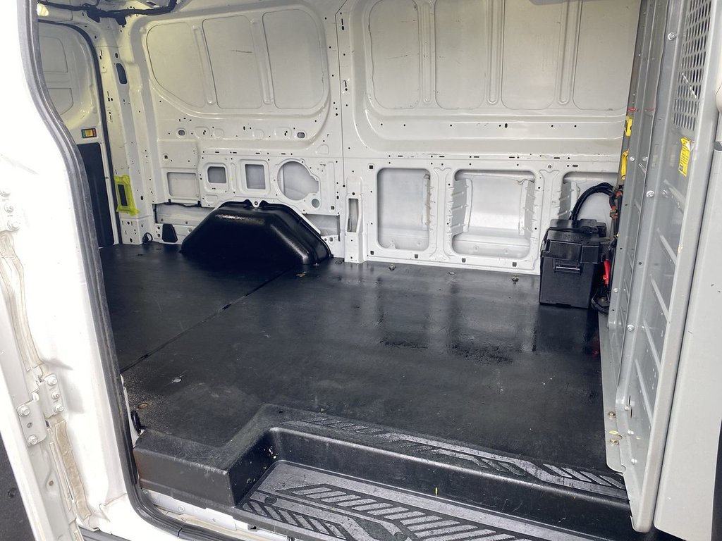 2018 Ford Transit Van XL in Alliston, Ontario - 20 - w1024h768px