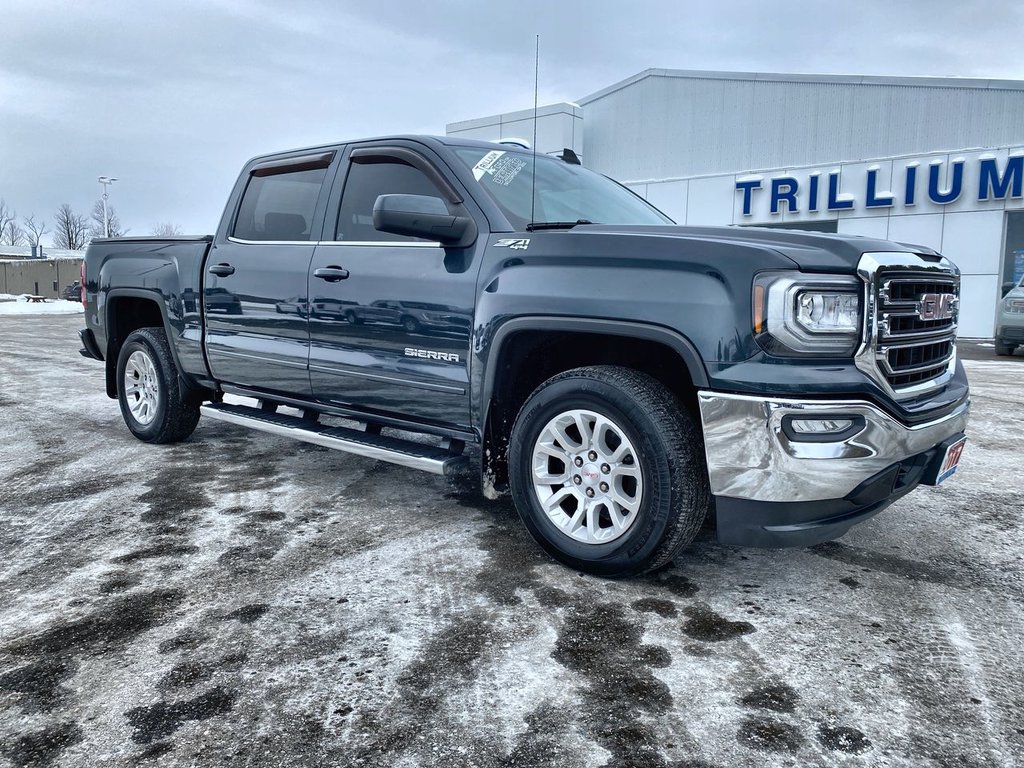 2017 GMC Sierra 1500 SLE in Alliston, Ontario - 1 - w1024h768px