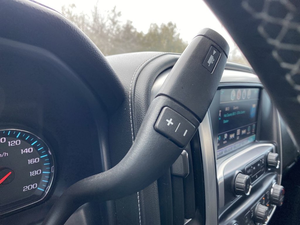 2017 GMC Sierra 1500 SLE in Alliston, Ontario - 18 - w1024h768px