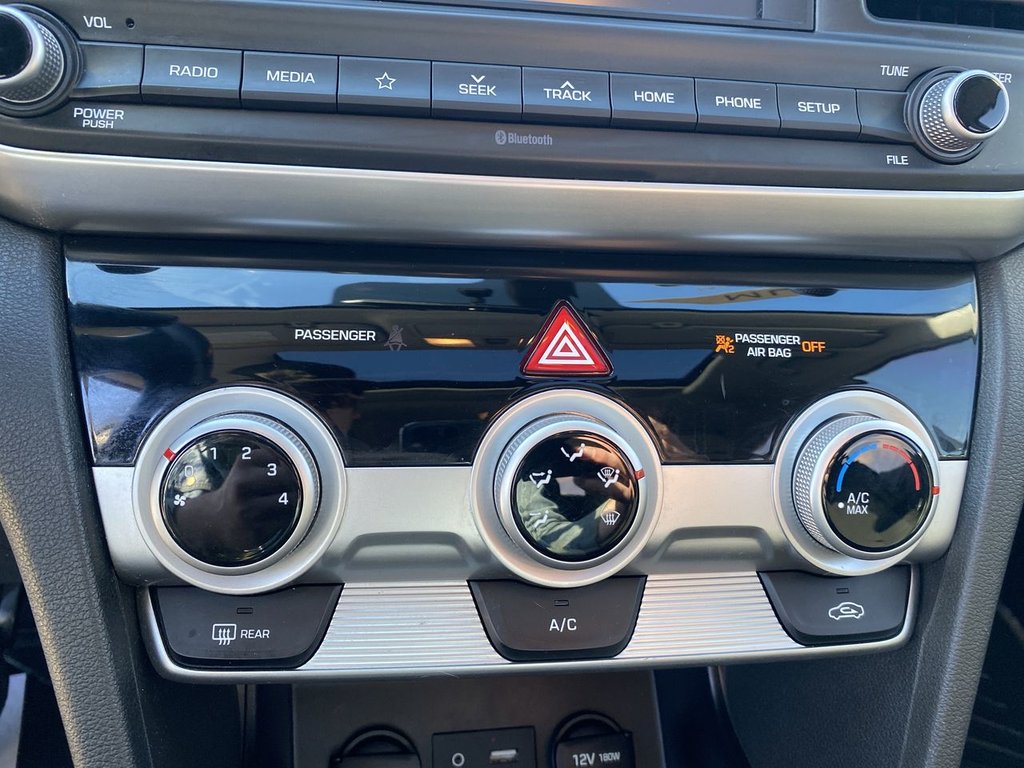 2020 Hyundai Elantra Preferred w/Sun & Safety Package in Alliston, Ontario - 19 - w1024h768px