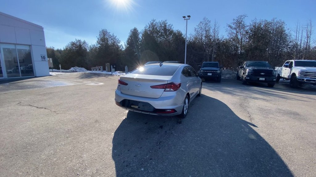 2020 Hyundai Elantra Preferred w/Sun & Safety Package in Alliston, Ontario - 8 - w1024h768px