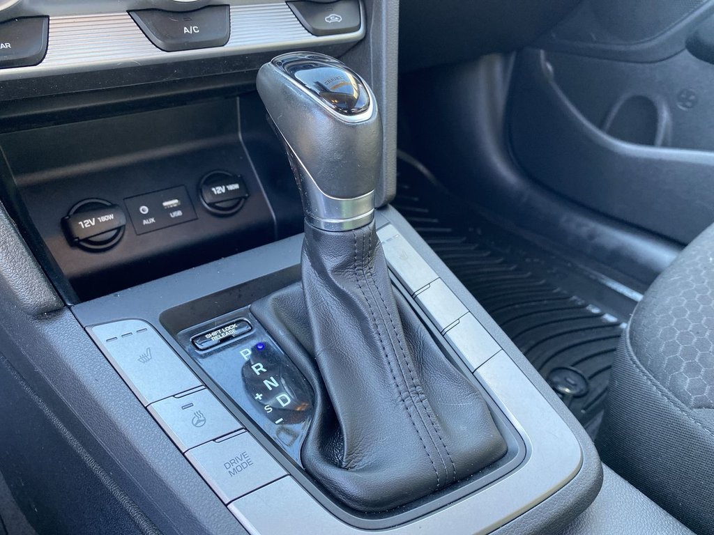 2020 Hyundai Elantra Preferred w/Sun & Safety Package in Alliston, Ontario - 20 - w1024h768px