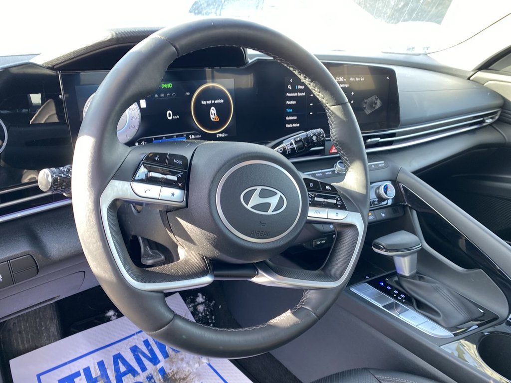 2024 Hyundai Elantra Luxury in Alliston, Ontario - 14 - w1024h768px