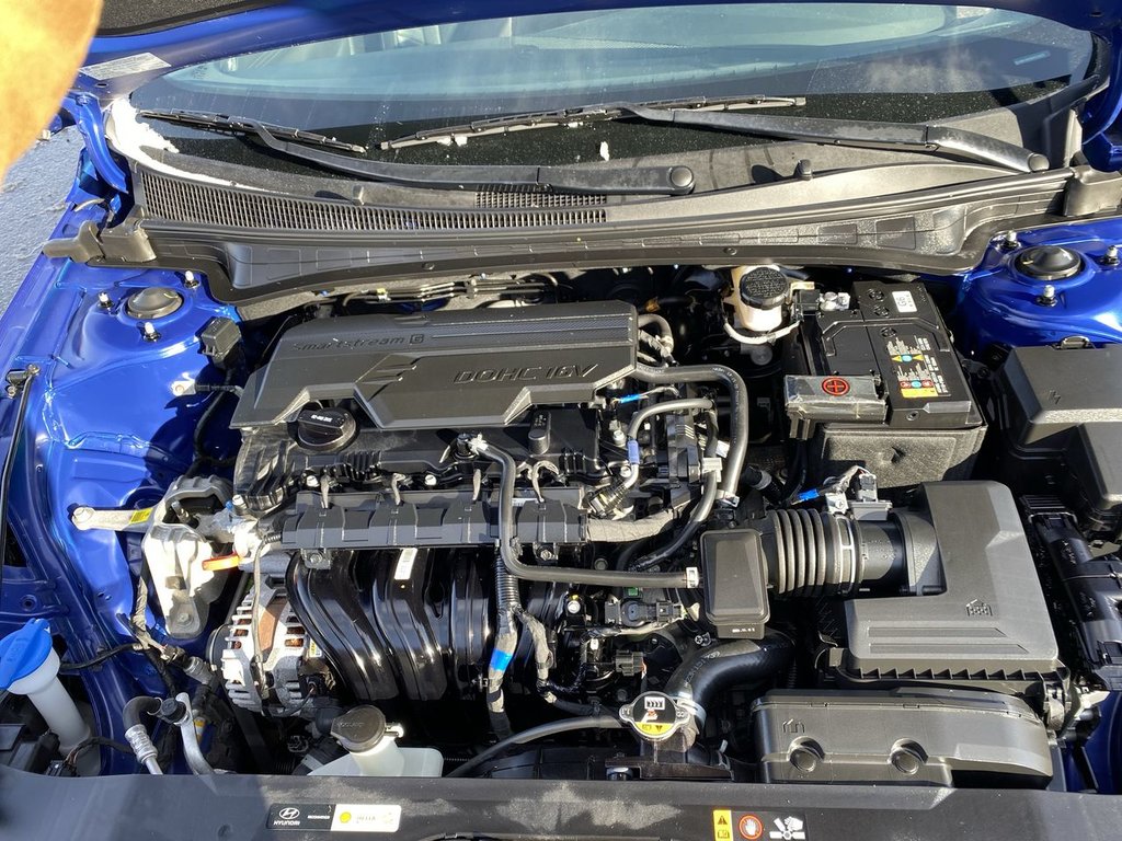 2024 Hyundai Elantra Luxury in Alliston, Ontario - 26 - w1024h768px