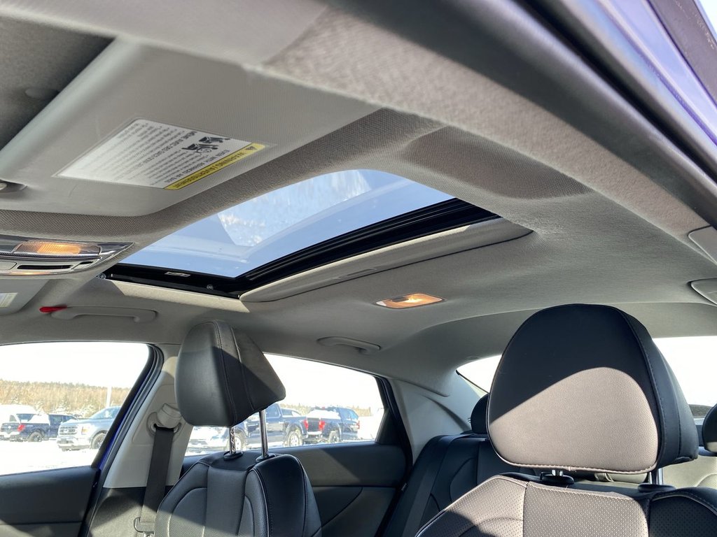 2024 Hyundai Elantra Luxury in Alliston, Ontario - 22 - w1024h768px