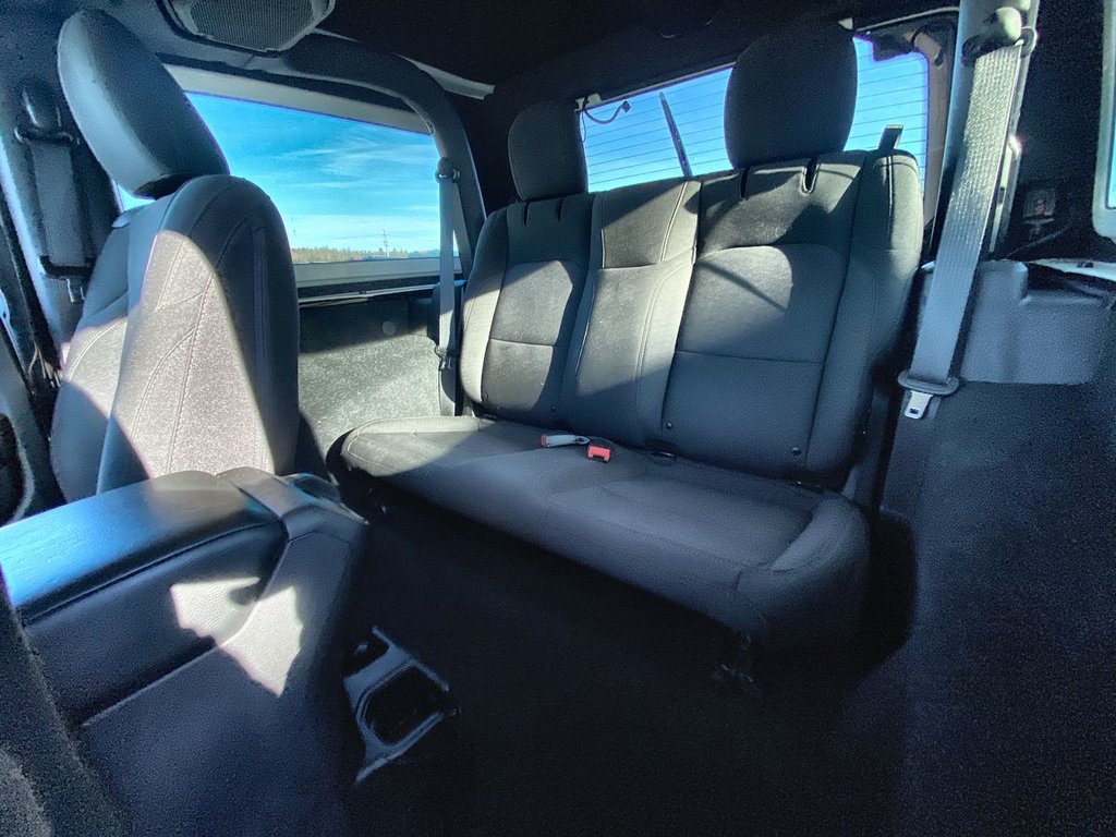 2023 Jeep Wrangler Sport S in Alliston, Ontario - 22 - w1024h768px