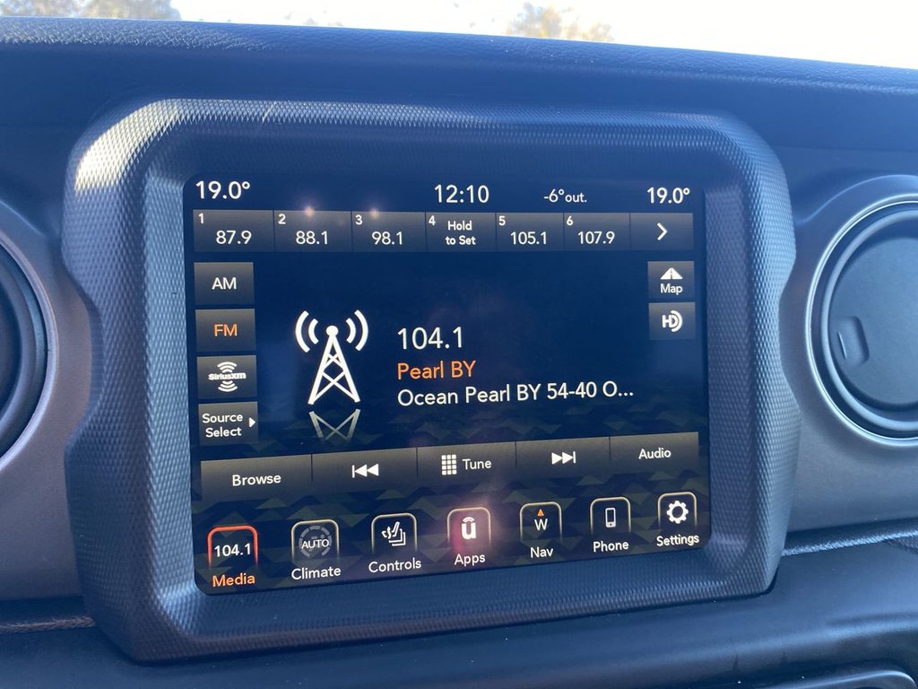 2023 Jeep Wrangler Sport S in Alliston, Ontario - 16 - w1024h768px