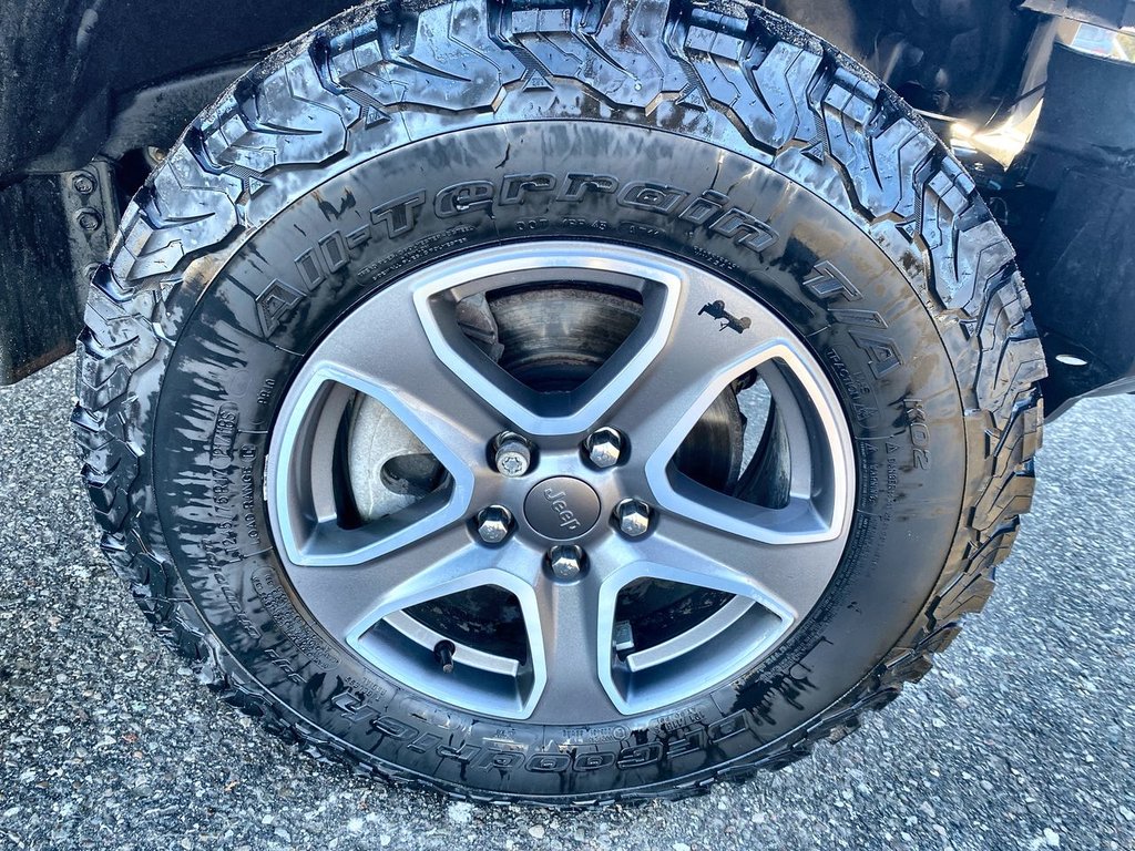 2023 Jeep Wrangler Sport S in Alliston, Ontario - 10 - w1024h768px